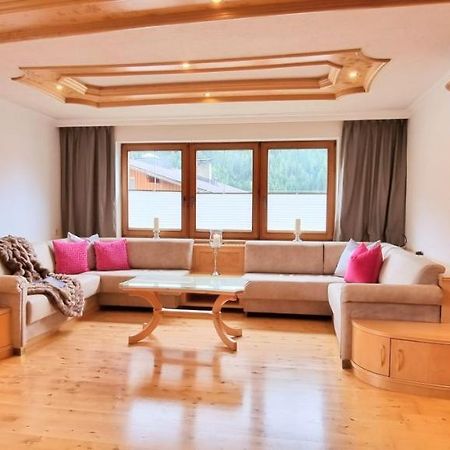 Apartment Zum Landarzt Neustift im Stubaital Eksteriør billede