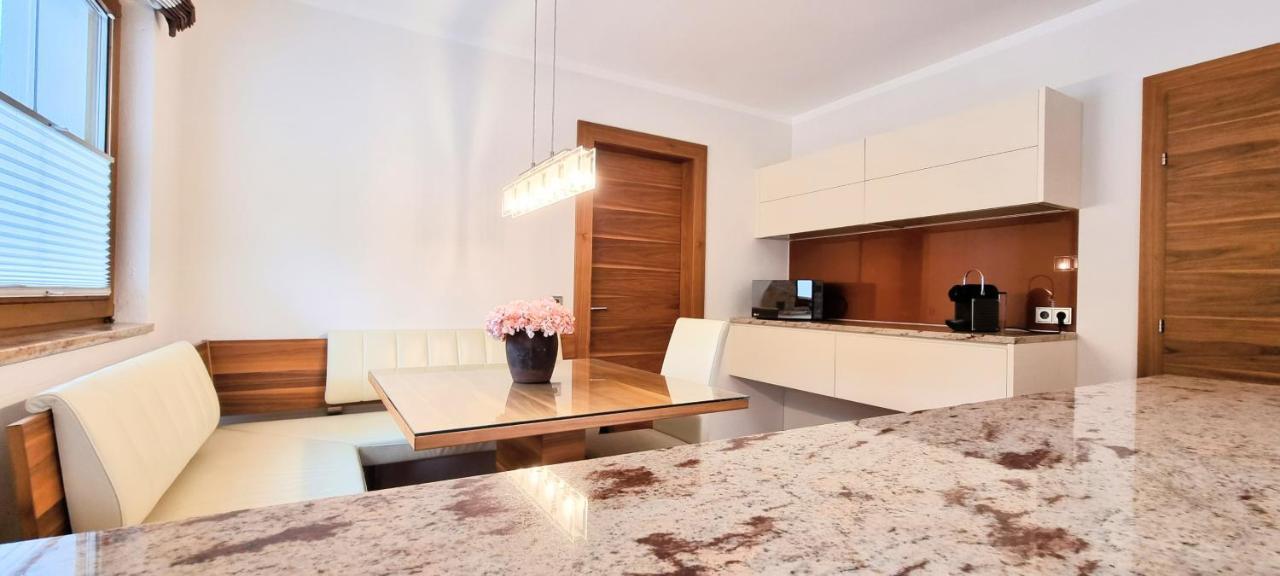 Apartment Zum Landarzt Neustift im Stubaital Eksteriør billede